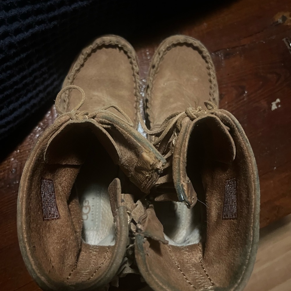 UGG Fringe Boots - Brown - Picture 2 of 5